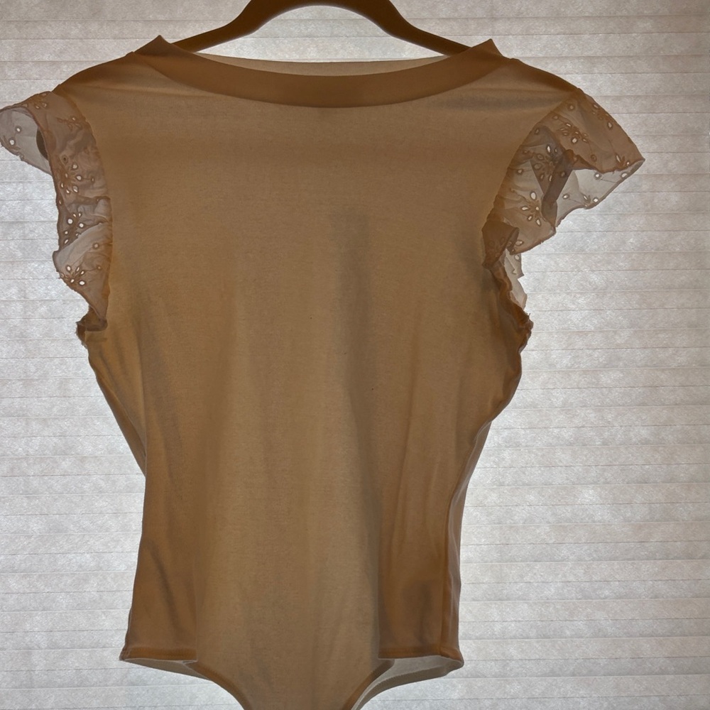 Elegant White Ruffle Sleeve Women's Bodysuit